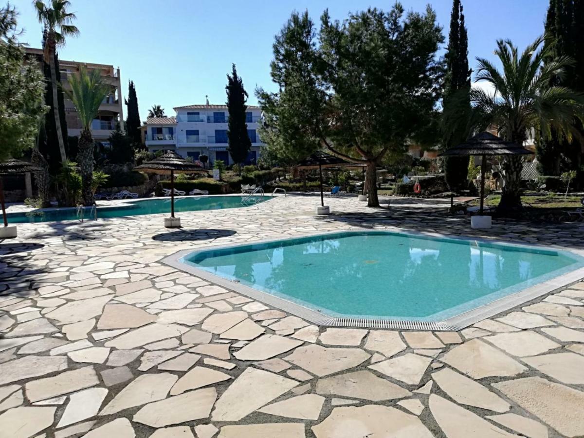Family Paradise- Luxury Combined With Home Comfort Пафос Екстериор снимка